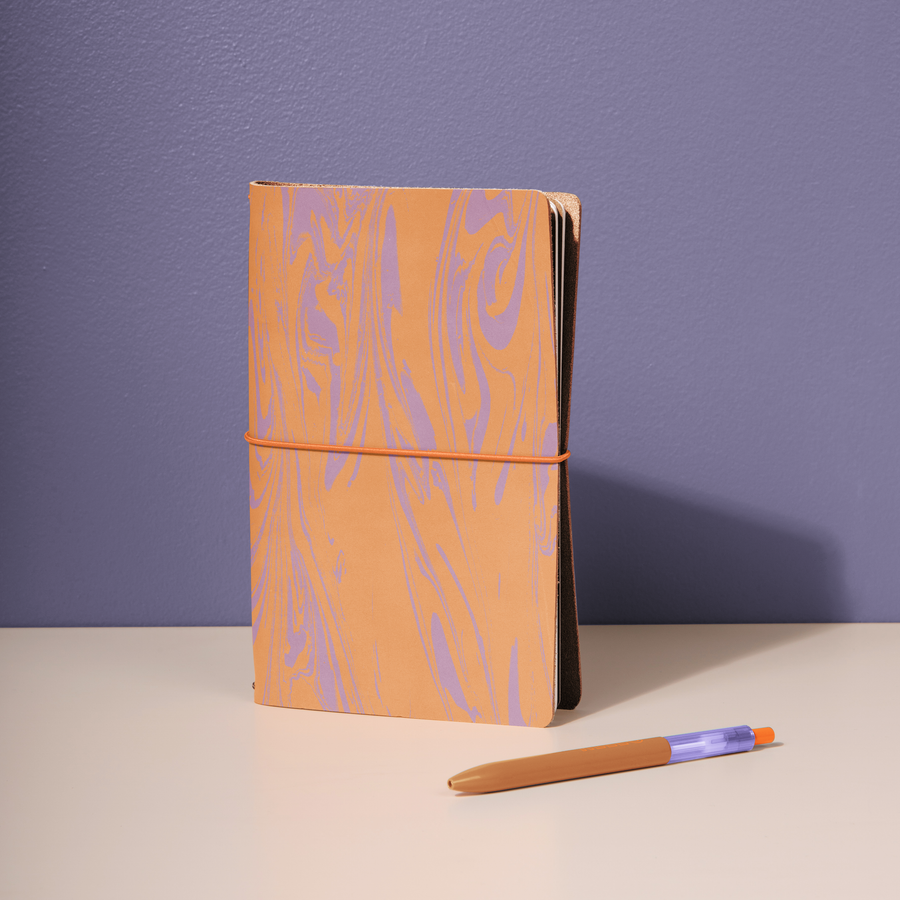 Leather Folio Marbled: La Femme