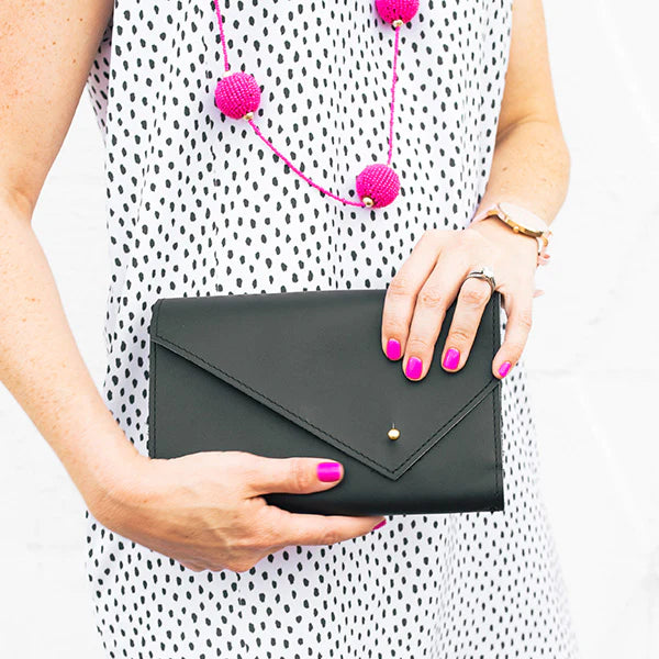 Grab N' Go: Chocolate Leather Folio